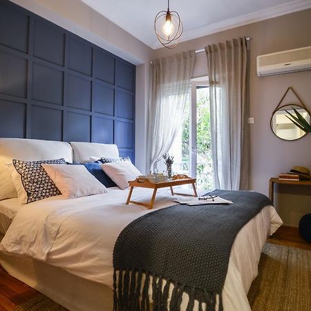 Your "Home Away From Home" In Acropolis Афины Экстерьер фото
